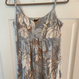 Tommy Bahama- Size M.